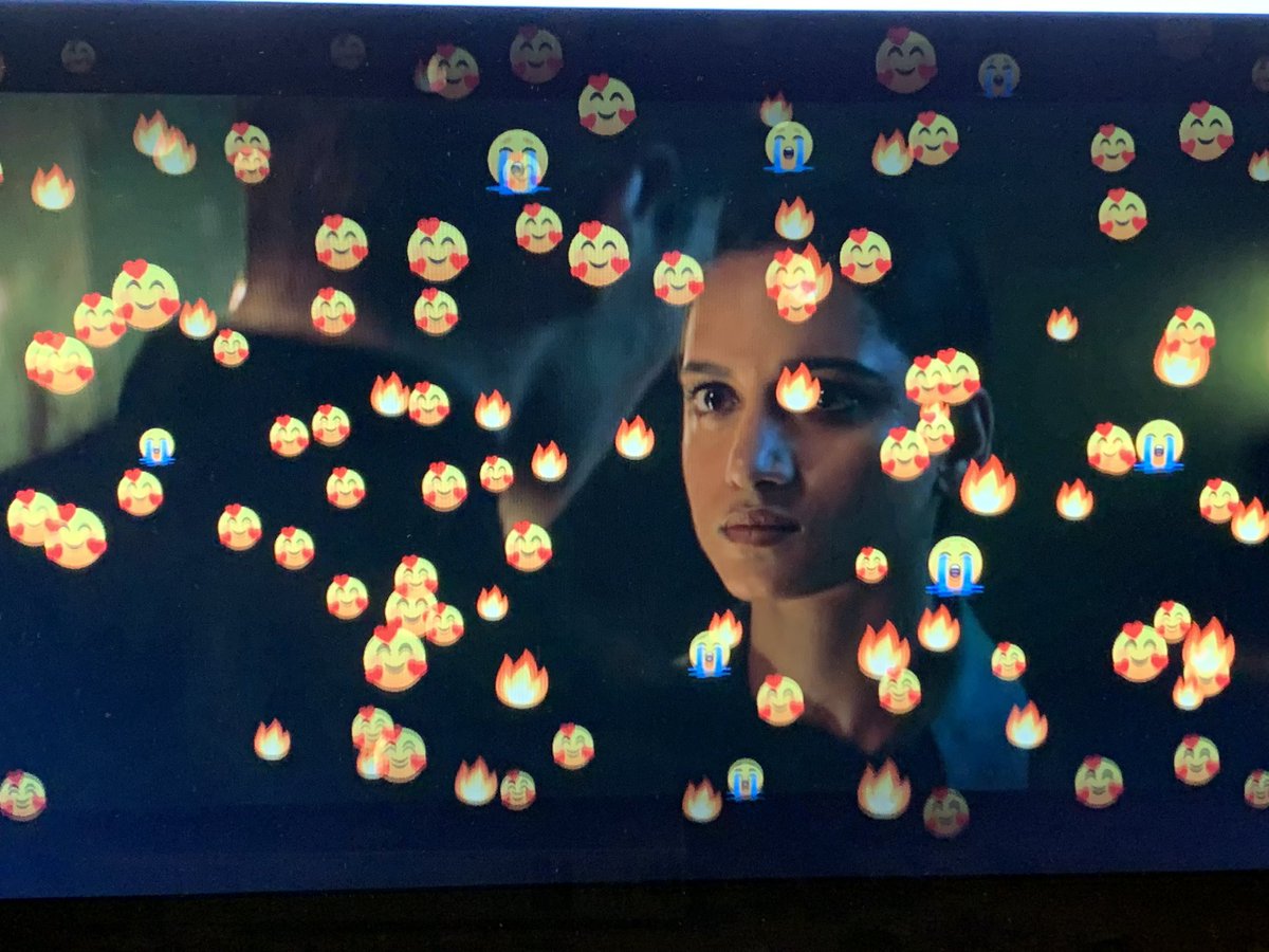 ScamanderDa's tweet photo. y’all are blocking the screen i can’t see anything 😭

#SOCspinoff #SixofCrowsSpinoff #ShadowAndBone https://t.co/zCiXssKRQy