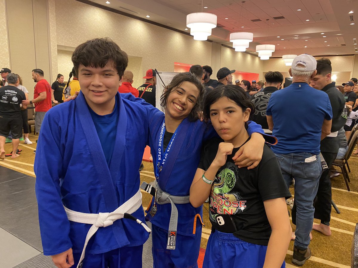 Karate, jujitsu, oh my! The Mongoose Open was a hit - on and off the mat. 🥋 💕

instagram.com/reel/Cqiuz6-DF…

#MongooseMama #DojoDad