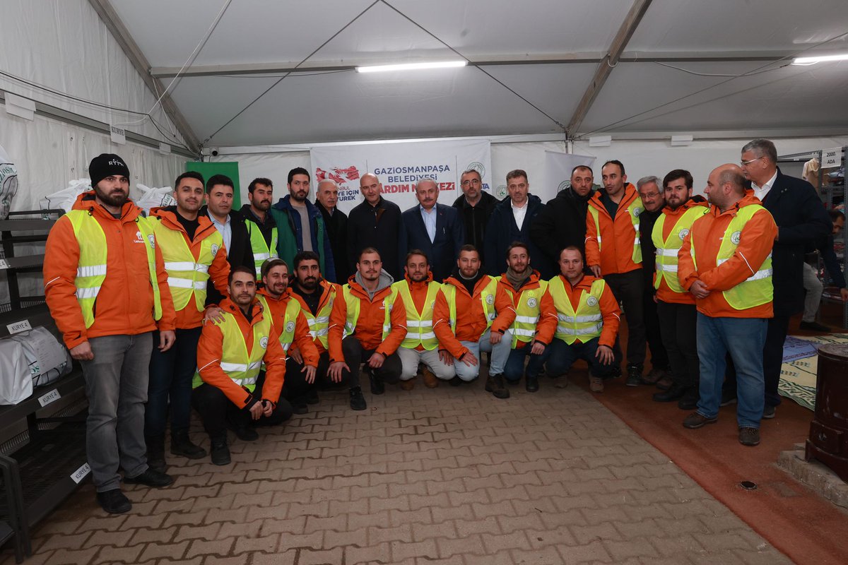 İftar vaktinin bereketini, Türkiye Büyük Millet Meclisi Başkanımız Sn. <a href="/MustafaSentop/">Mustafa Şentop</a> ile birlikte Kahramanmaraş'ta hemşehrilerimizle paylaştık.

Allah, tuttuğumuz oruçları kabul eylesin...