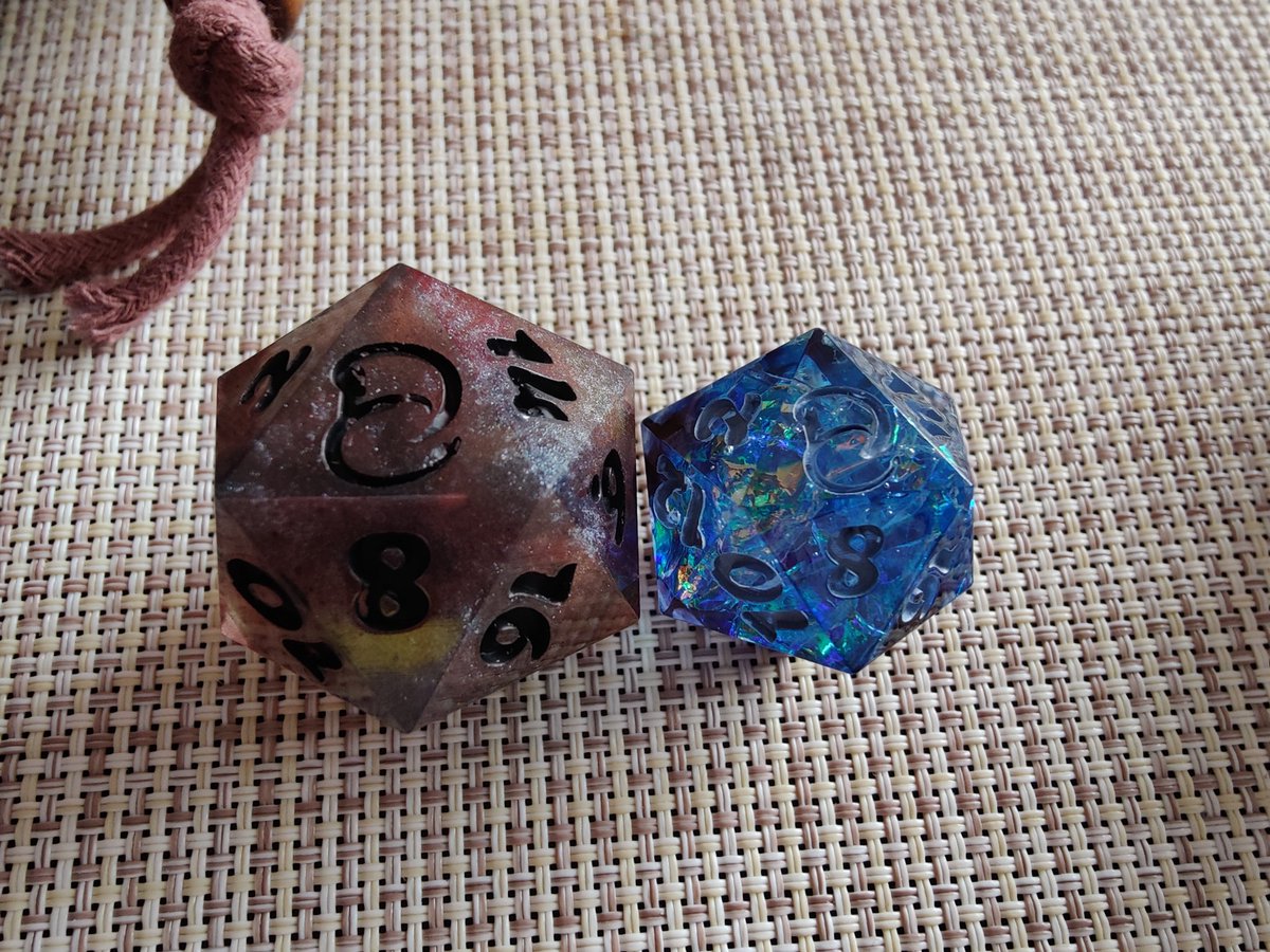DND day!!! Time to roll them clicky-clacky fate stones! 
<a href="/Gus_DiceChaos/">Gus - DiceChaos ⚒️</a> <a href="/Laney_DiceChaos/">Abhilane // Laney</a> and 4 others make up our group