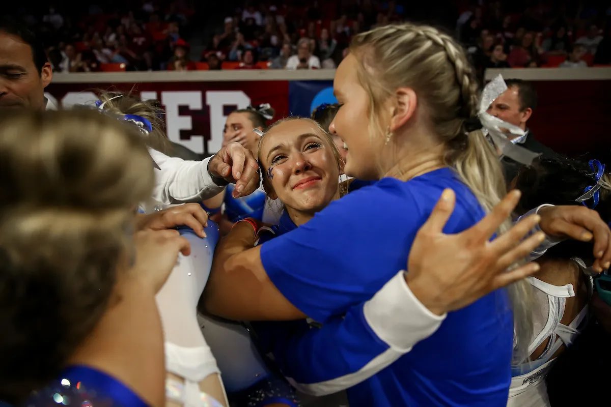 Hailey__Davis_'s tweet photo. this moment on repeat 🔁 https://t.co/h5Npo44Qzh