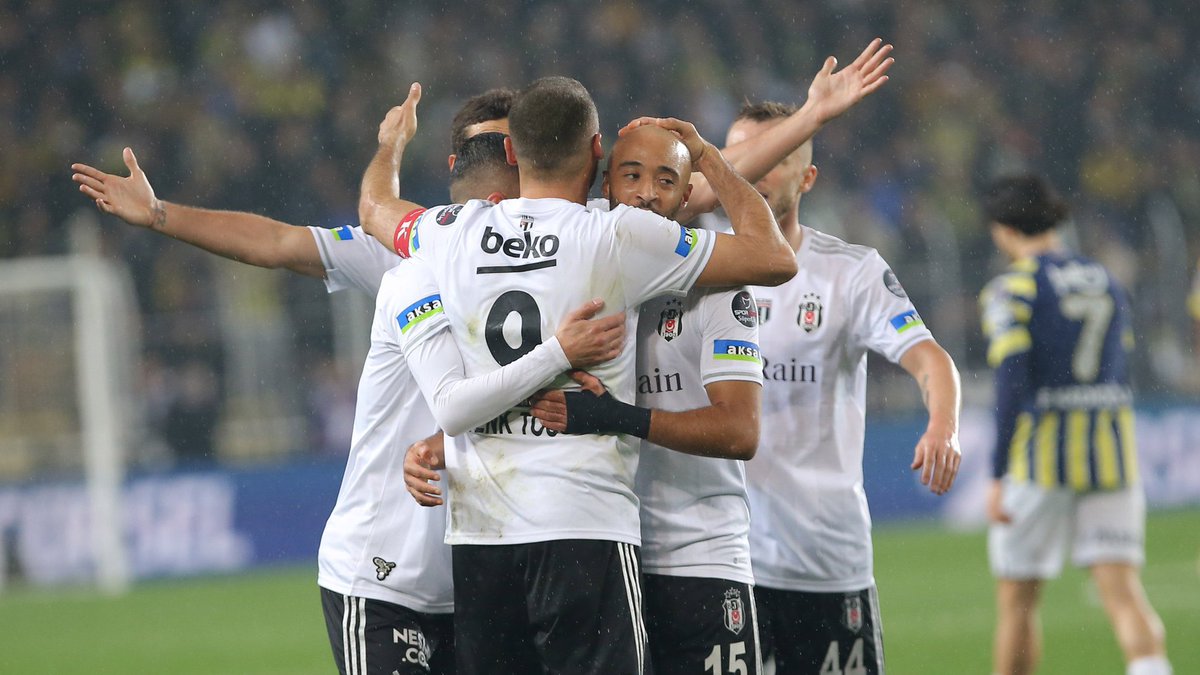MS | Fenerbahçe 2 - 4 Beşiktaş ⚽️ Valencia (P) 41' ⚽️ Cenk 58' 62' ⚽️ Redmond 76' ⚽️ Aboubakar 90+1' ⚽️ İrfan Can 90+5'