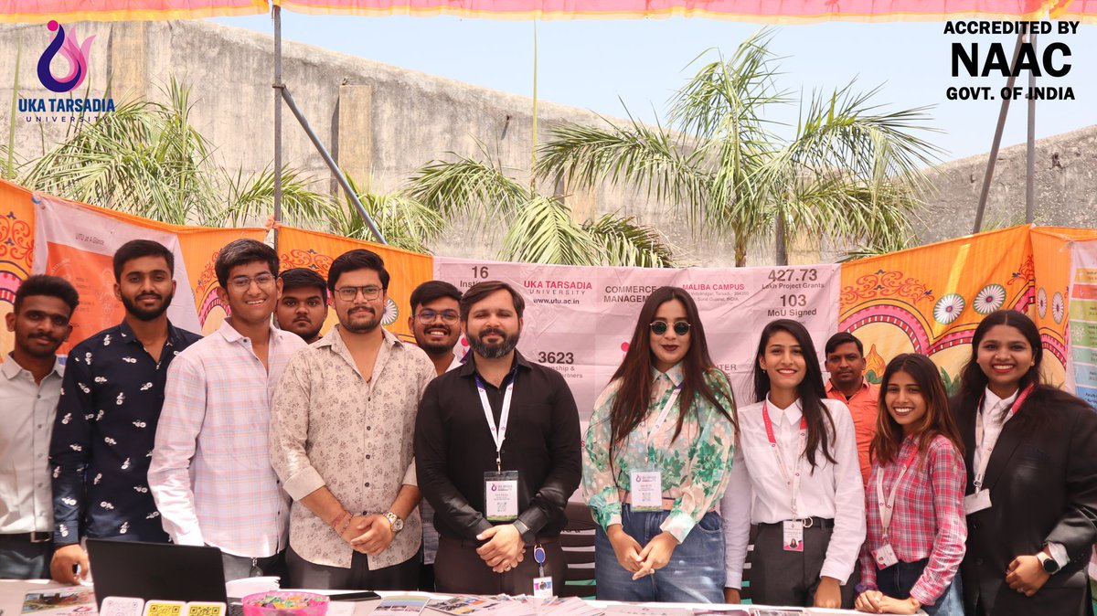 GarimaKakkar18's tweet image. Uka Tarsadia University Team, At the Career Counselling Seminar, “UDAAN” at Songadh, Vyara was organised by Agrawal Samaj at Maharaja Agresan Bhavan, Songadh.
Thank you @CollectorTapi for gracing your presence at our Stall.
#collectorTapi #UTU #DMTapi #InfoTapi