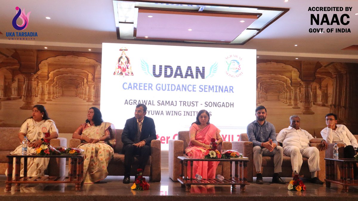 GarimaKakkar18's tweet image. Uka Tarsadia University Team, At the Career Counselling Seminar, “UDAAN” at Songadh, Vyara was organised by Agrawal Samaj at Maharaja Agresan Bhavan, Songadh.
Thank you @CollectorTapi for gracing your presence at our Stall.
#collectorTapi #UTU #DMTapi #InfoTapi