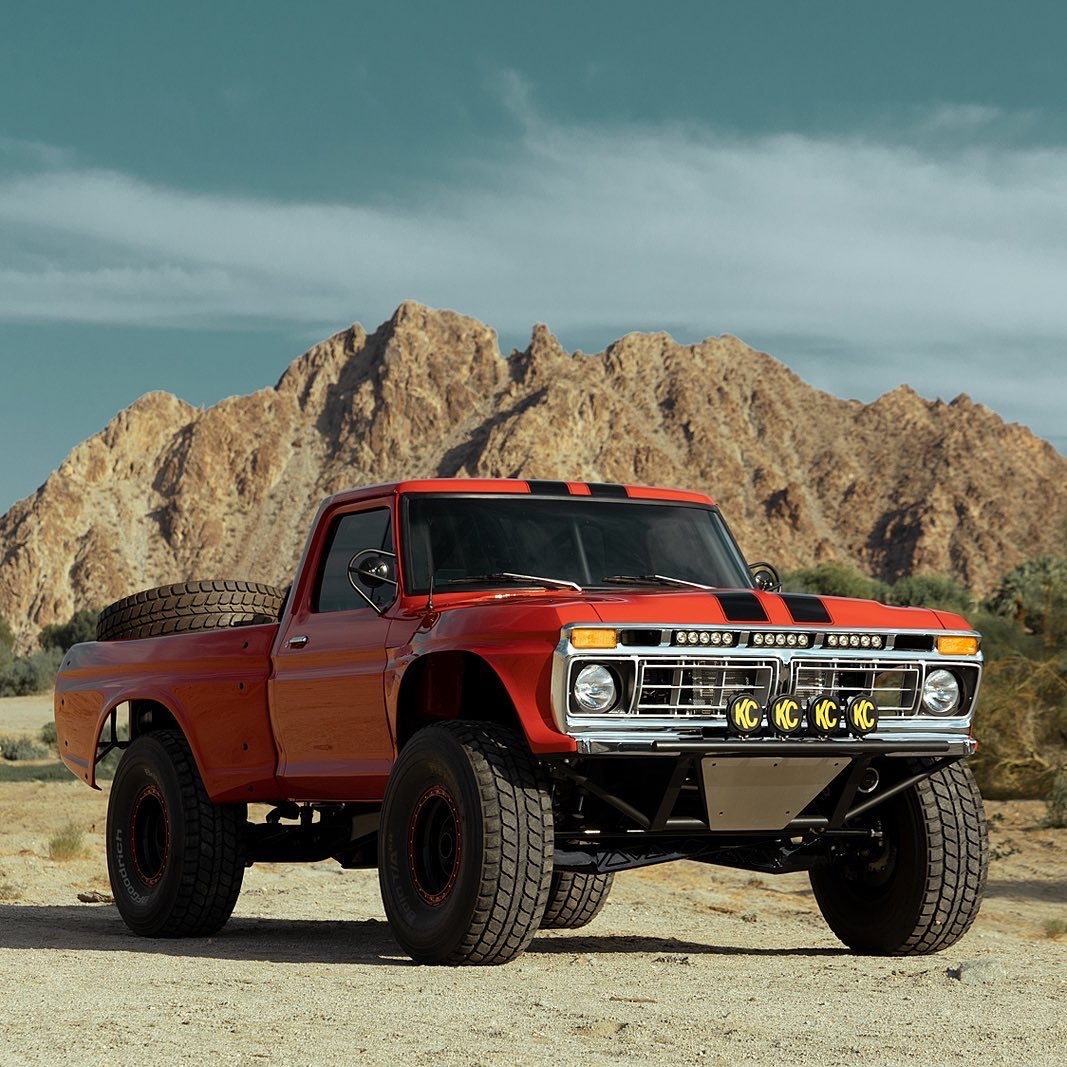 methodracewheel's tweet photo. If youβre a fan of vintage builds, chances are you have probably seen Mike Linareβs @robrjfab built 1977 Ford F-100 PreRunner known as Ole Red. See the build in our vehicle feature β‘οΈ: https://t.co/RKEWDfG3fE
#OffroadWheels #Ford #FordTrucks #FordF100 #F100 #PreRunners https://t.co/Sv3kgHHyCk