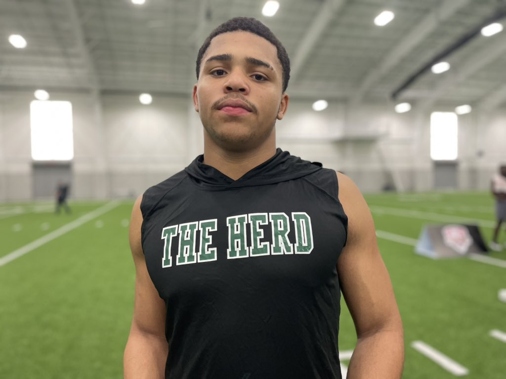 Jason_Howell's tweet photo. Richardson (TX) Berkner 2024 OL Ke’untay McDonald

@UntayKe | @twftraining https://t.co/Gpxlr6QMEw