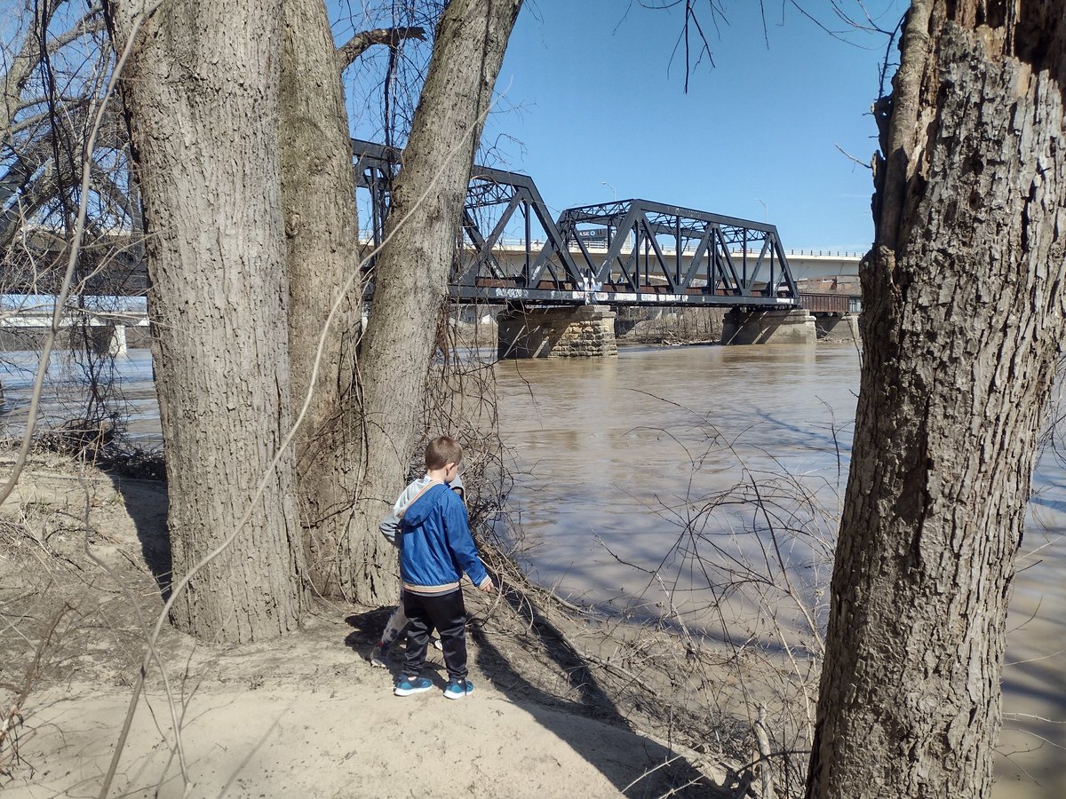 localclowncrew's tweet image. The intro to Holy Man by blind melon speaks on this spot.....
#RIPShannonHoon
#ClownZero.Crew