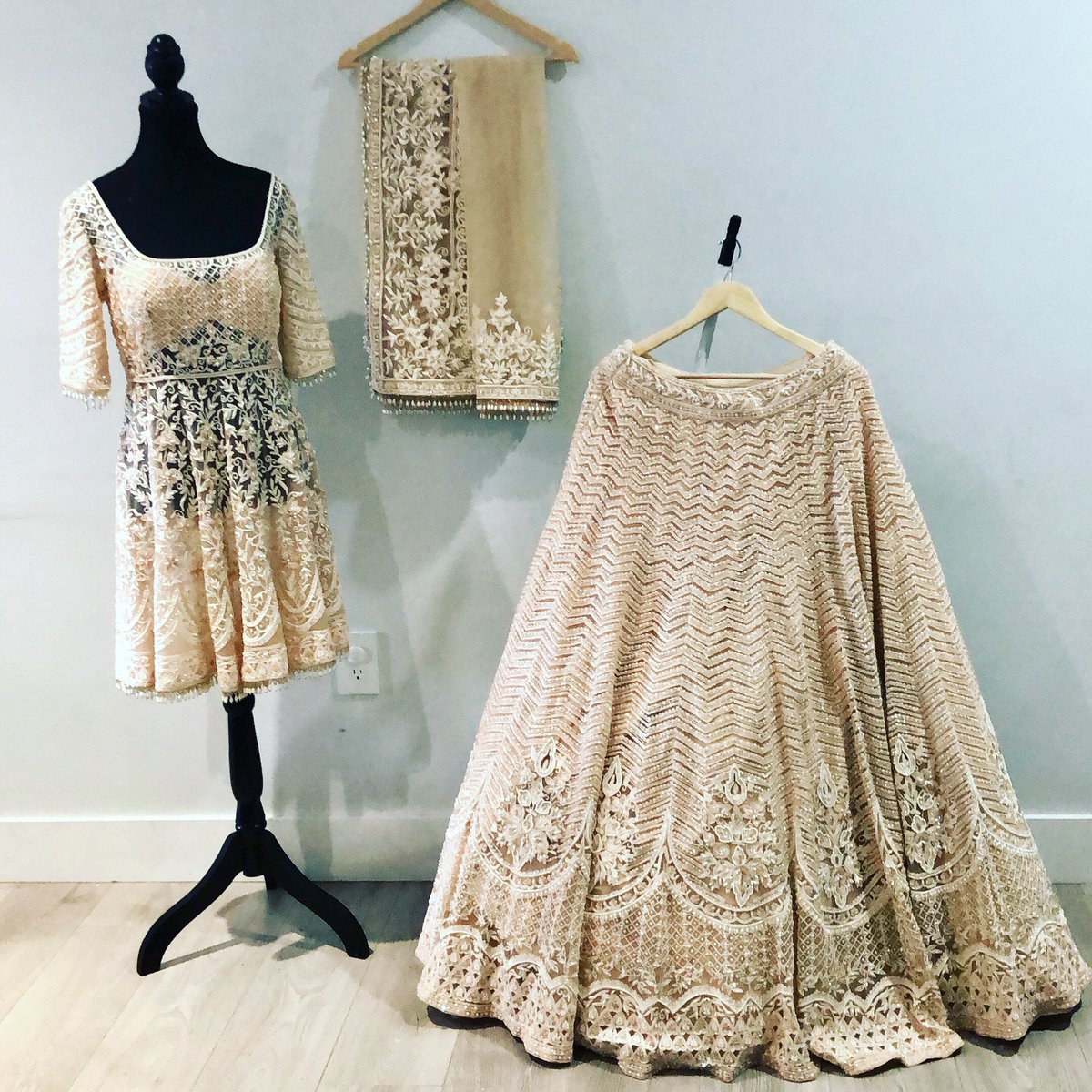 ADSINGHDESIGNS's tweet image. Intricate Bridals by ad singh couture!