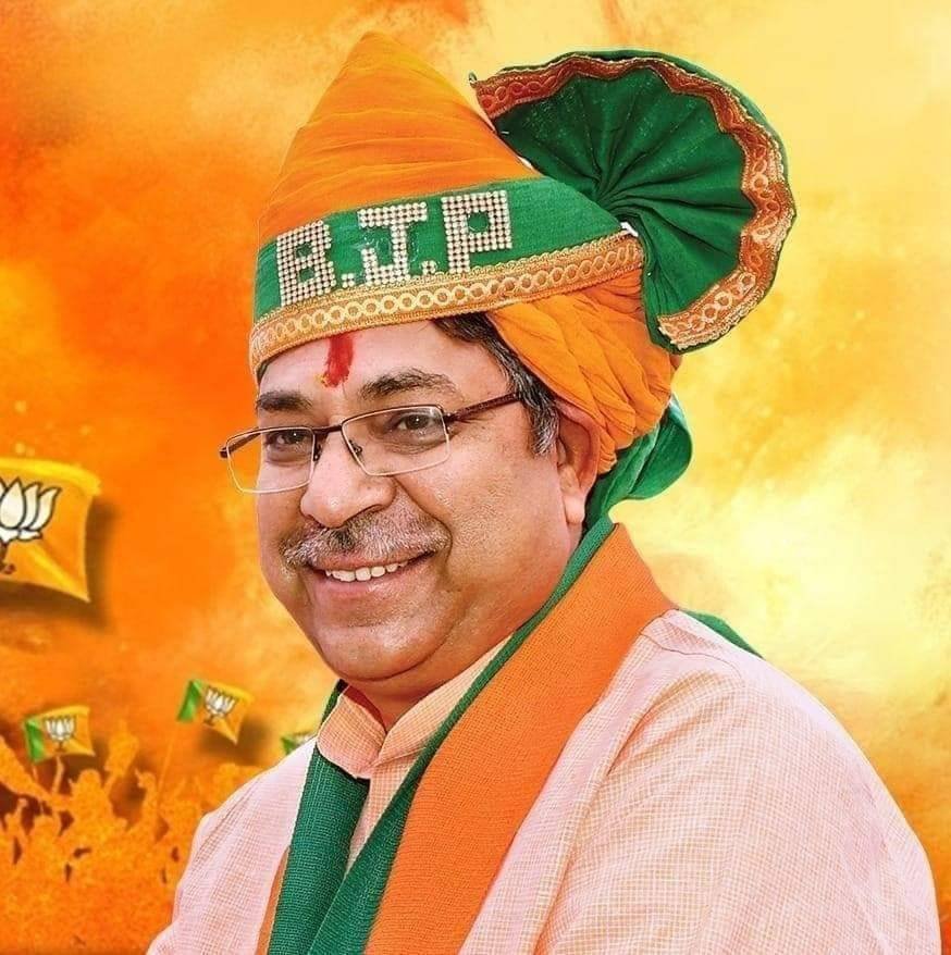 #राजस्थान में भाजपा ने चूरू के विधायक राजेन्द्र राठौड़ को विधानसभा का नेता प्रतिपक्ष और आमेर के विधायक सतीश पूनिया को उप नेता प्रतिपक्ष बनाया.
#SatishPooniaBJP #RajendraRathore
