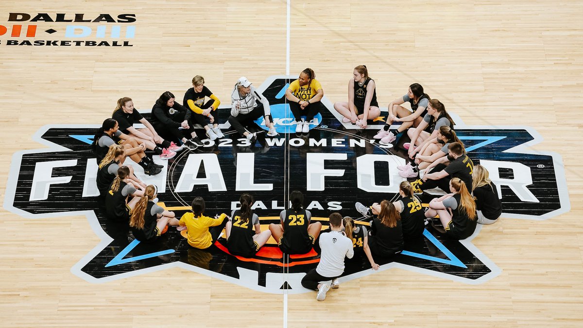 Iowa Women's Basketball tweet media