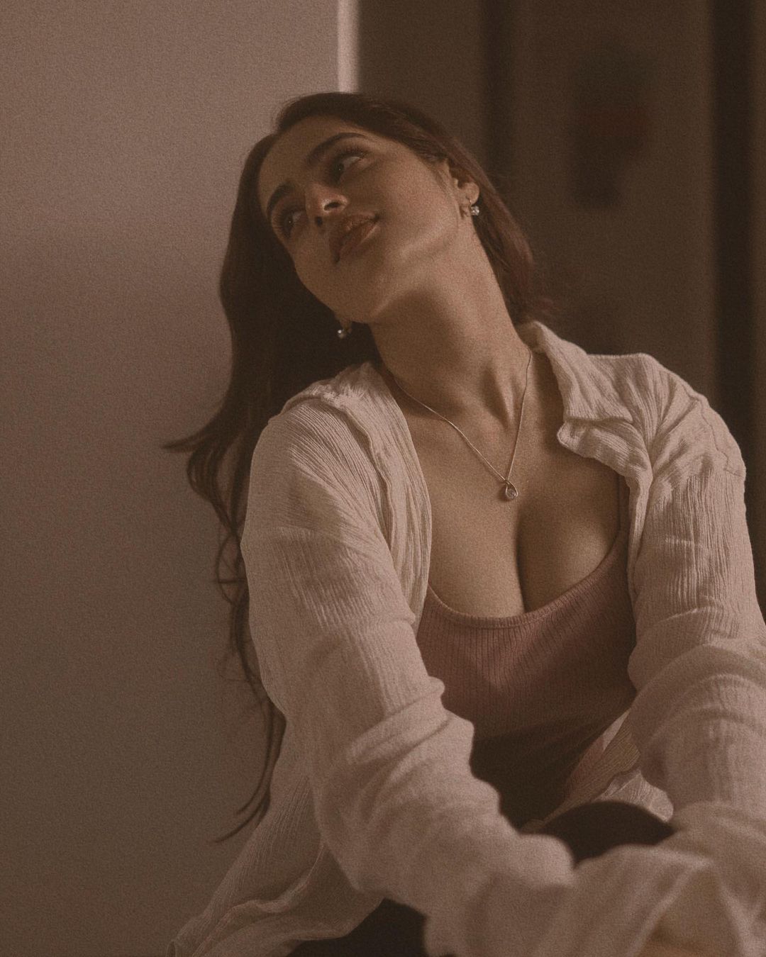 FsuEHzXWYAIF12r?format=jpg&name=large