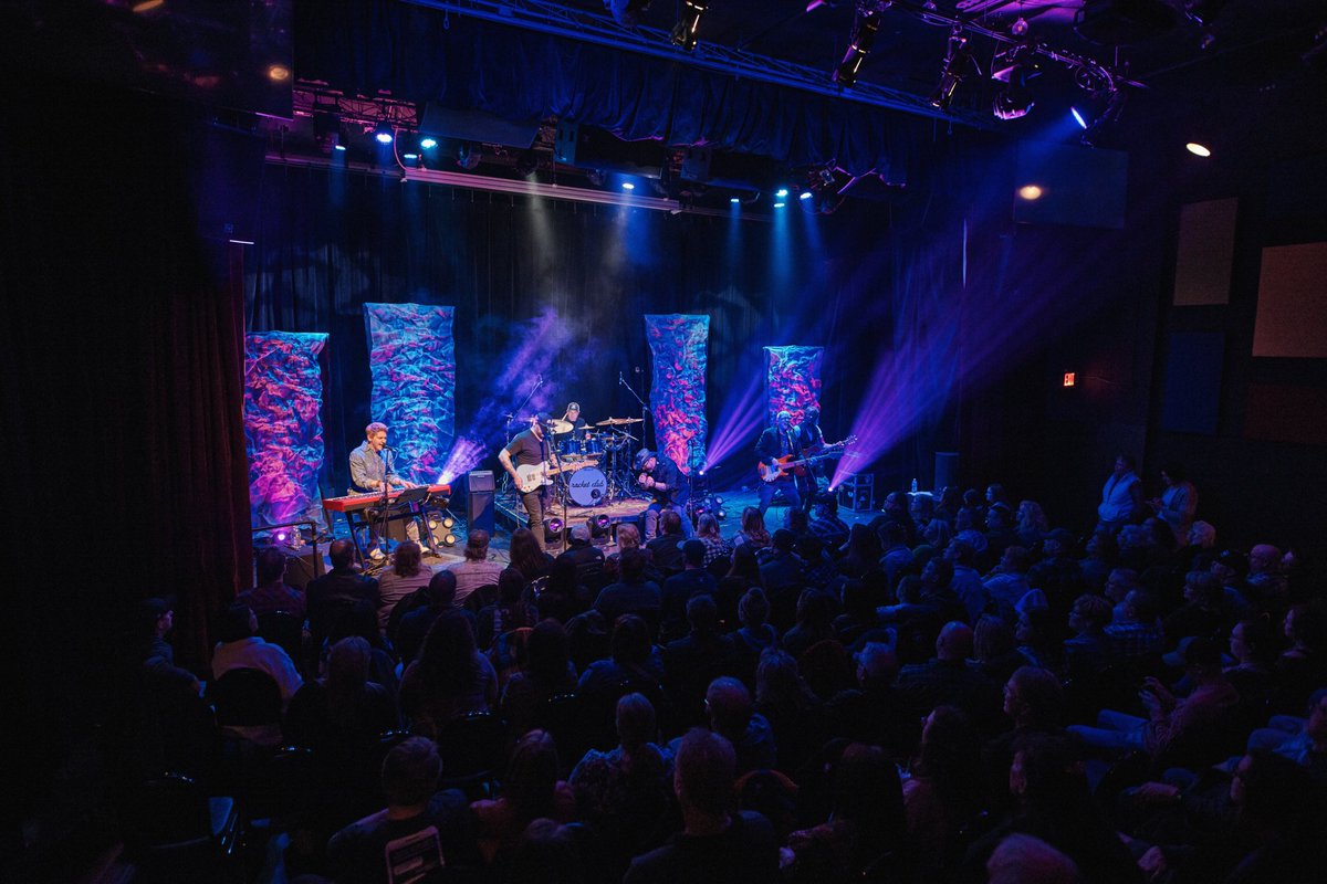 SJ__sarahjane's tweet photo. Feeling very grateful for our @rocketclubband family! First 3 #RocketClubReturns shows are in the books. Next up…sold out show at @VarsityTheater https://t.co/rVIGtl9AnD