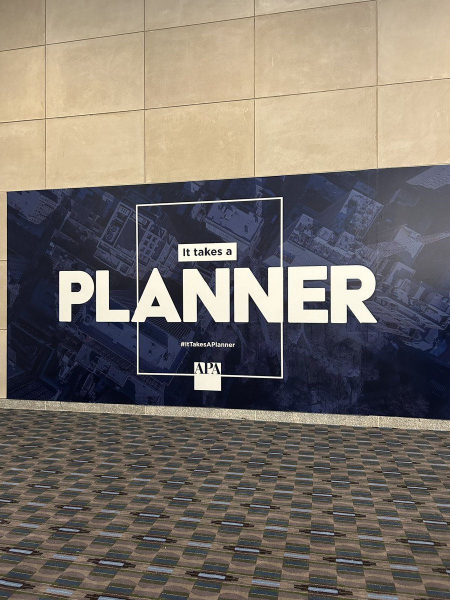 Iowa planners representing at #npc #ittakesaplanner