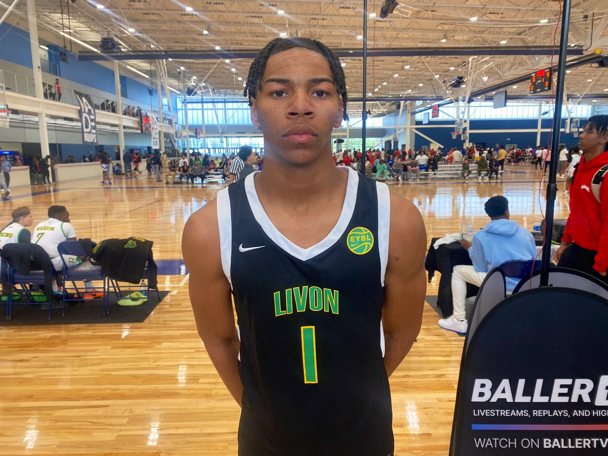 TravisGrafHoops's tweet photo. Saturday eye-catchers from @madehoops #TheWarmup

‘25 Will Riley (📸)
‘27 Lincoln Cosby
‘25 Cameren Paul
‘24 Jared Harris (📸)
‘24 Dylan Warlick
‘26 Jacob Lanier
‘25 Jordan McCullum
‘25 Chris Cenac Jr (📸)
‘24 Kam Williams
‘24 Dayton Forsythe 
‘25 Jai’Chaunn Hayes (📸) https://t.co/aOSCL3HZUg
