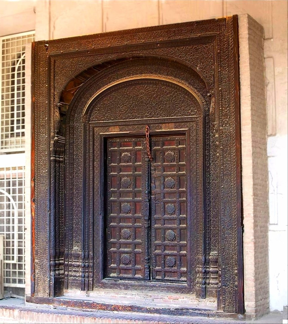 Shahiqila Carved wooden doors in Lahore Fort