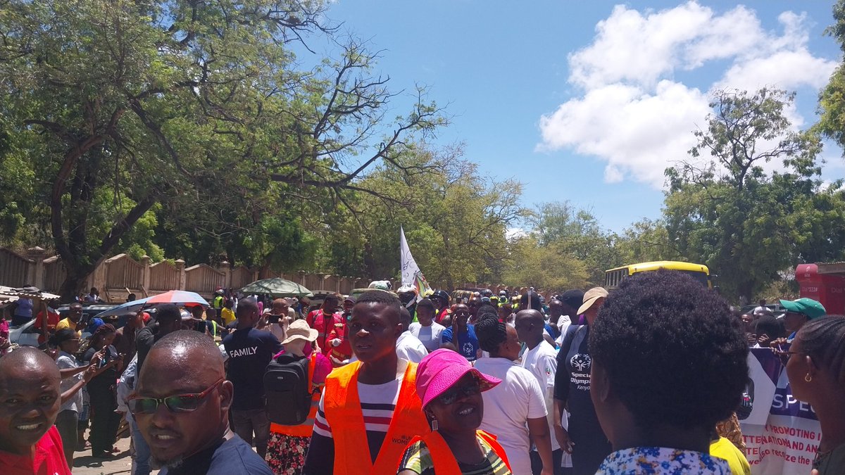 maisha_youth's tweet photo. As we were celebrating #WorldAutismDay 2023 at Kilifi County. We started off with a procession from Pwani University to Kharisa Maitha stadium. The procession was meant to creat more awareness on Autism.
#540km4Autism #Ride4AutismAfrica #4thRAA
@andyspeaks4
@eliaskeke1 https://t.co/9XSZeQH5l4