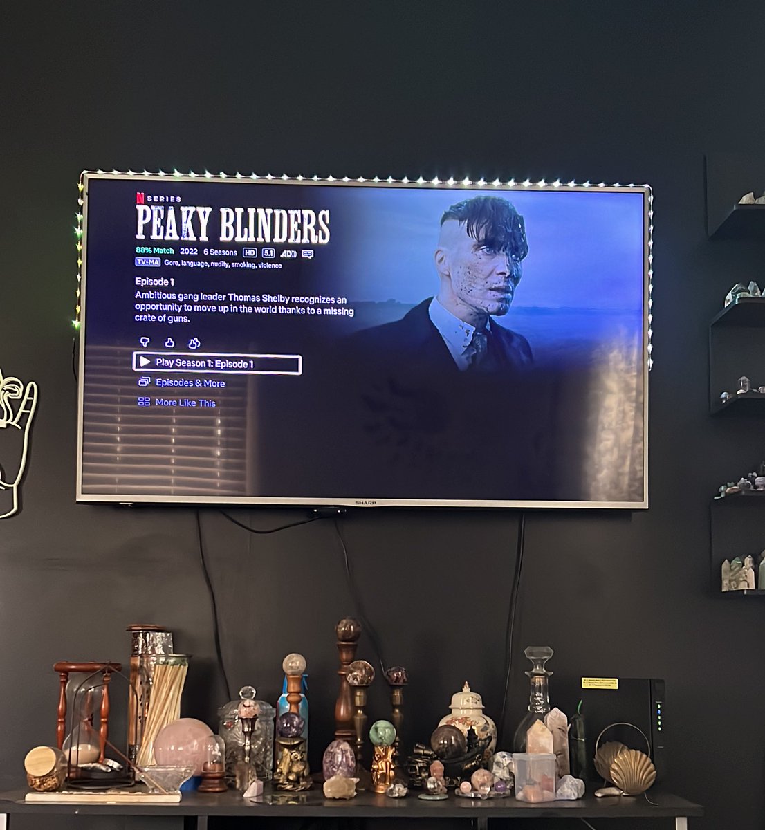 og_5kywalker's tweet photo. Much needed weekend with my brother @GoonerBudz_Fc 💪 he’s got me gassed talked me into slamming my grow room with more 🌱🌱🌱 LFg , Time to start Peaky Blinders while I think about this New Run
#Mmemberville #Family #GroBros #growyourown https://t.co/kkOqZ7X70X