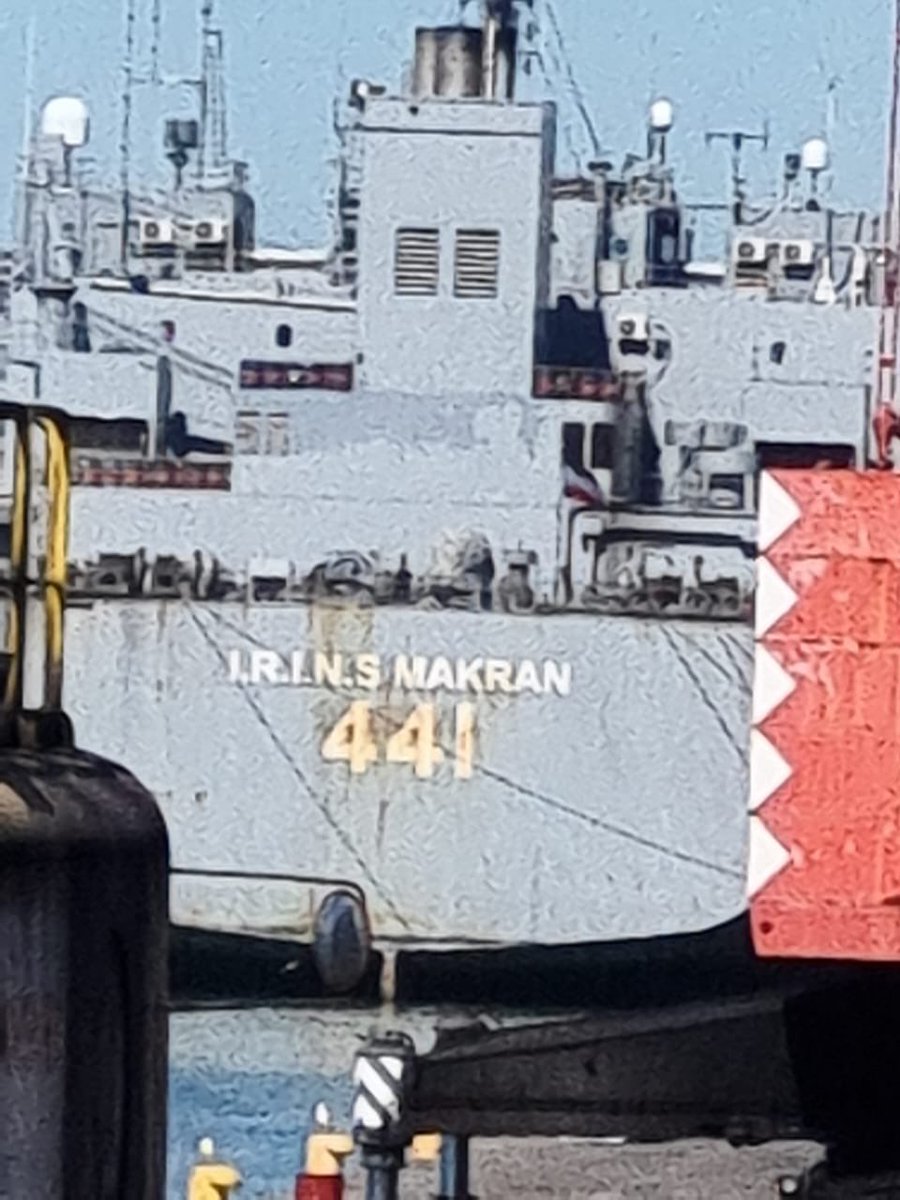 laura_twiggs's tweet photo. Why is the Flagship Iranian Warship berthed in Cape Town Harbour - largest in their fleet &amp; history of diplomatic tensions? Why no mention in SA news or forums? #IRIS #MAKRAN #IranMilitary #IranianRevolution https://t.co/W7V7pgqYF4