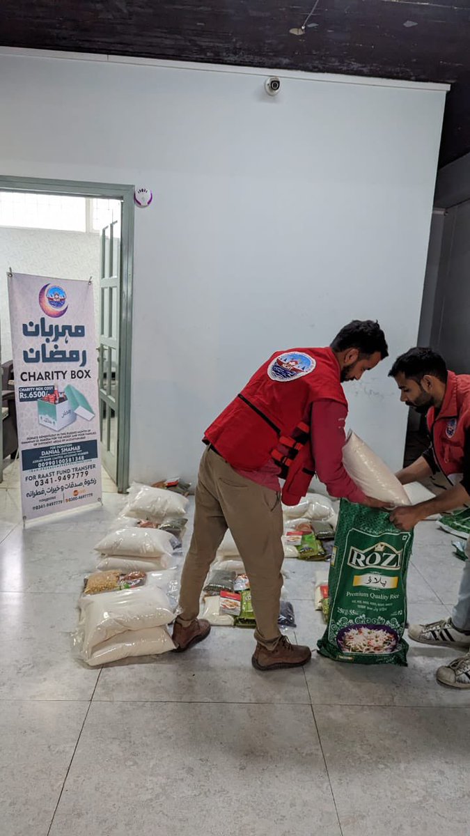 Muzaffarabad,2 April; Volunteers are busy in packing of KCHT Meherban Ramadan Charity Box-2023 for poor and needy families!
#charity 
#helpneedypeople 
#donatefood 
#Kashmir_citizen_helping_trust
#muzaffarabad
#Kashmir
#pakistan