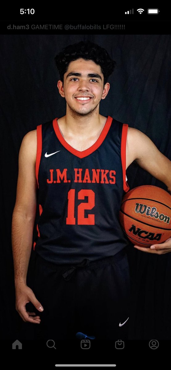 Congratulations to <a href="/DanielPerez12H/">Daniel Perez</a> on earning 2nd Team All City!! Well deserved young man!! Great job!!! <a href="/JMHanksHigh/">J.M. Hanks High School</a> <a href="/RCadena2001LTD/">Ruben Cadena</a> <a href="/Coach_Veliz/">Coach Scott Veliz</a> <a href="/CoachPerez_HHS/">Coach Perez</a>