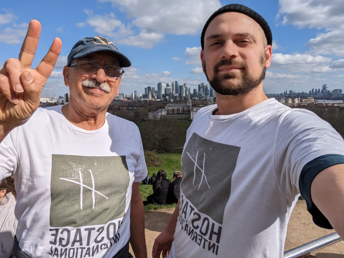 AryanAshoori's tweet image. 21 days to go till @LondonMarathon.

Help @FreeAnoosheh &amp;amp; I support @HostageInternational in their work to restore normal life for families who experience hostage-taking.

You can donate to our fundraiser here:
2023tcslondonmarathon.enthuse.com/pf/anoosheh-as…

#LondonMarathon #Chartiy #Iran #مهسا_امینی