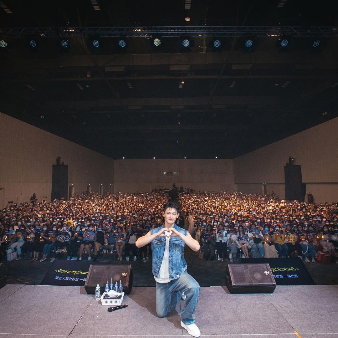 WZCOrangeGarden's tweet photo. It was our best day too 🥰
https://t.co/VwF6ivgDmd
#เมืองไทยหน้าร้อนมีต้าเฉิงที่น่ารัก 
#WelcomeWZCtoThailand
#WANGZHUOCHENGinBKK 
#WangZhuoCheng #MariusWang
#วังจั๋วเฉิง #汪卓成 https://t.co/Sp9xQztI80