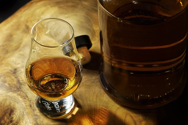 Dram4Sam's tweet photo. In honor of Sam's upcoming birthday, each year the Heughligans encourage you to donate the cost of a dram (or more of course!). So raise your glasses and donate, donate, donate!  The arts need us, and we need the arts.

Let's do this Heughligans!

https://t.co/ctNexop5BN https://t.co/7a8smrcj27