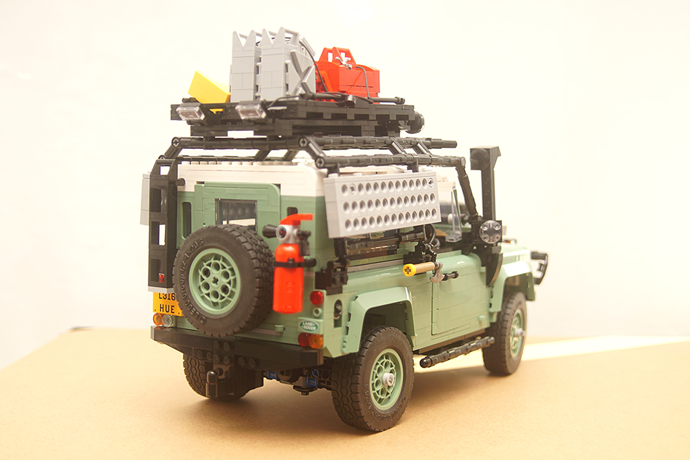 dvschend's tweet photo. Gister gehaald, vandaag af π
#lego #legodefender #legolandrover https://t.co/FEGMskrvbC