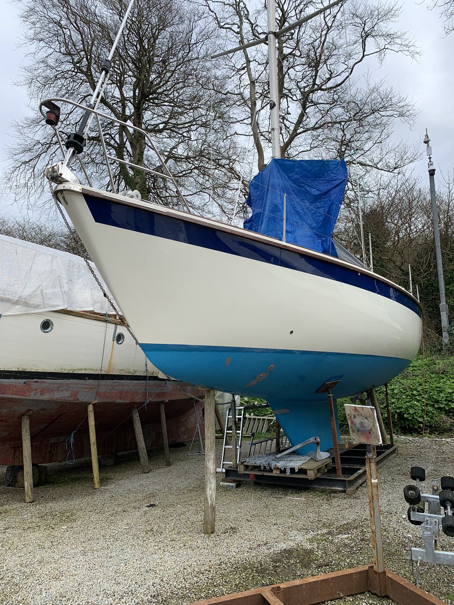 Hull polish, tick. Next job anti fouling😩