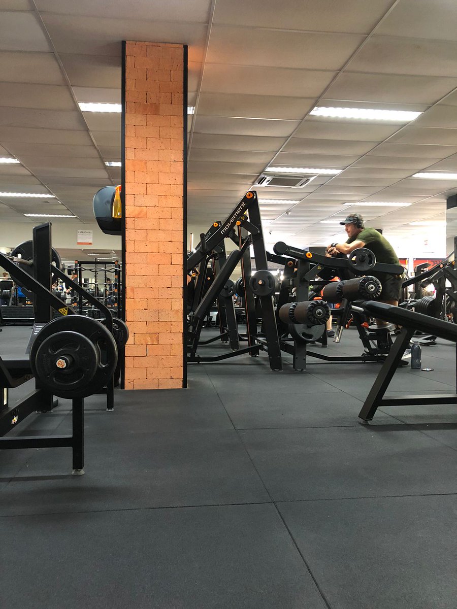 chaves🚭 tweet media