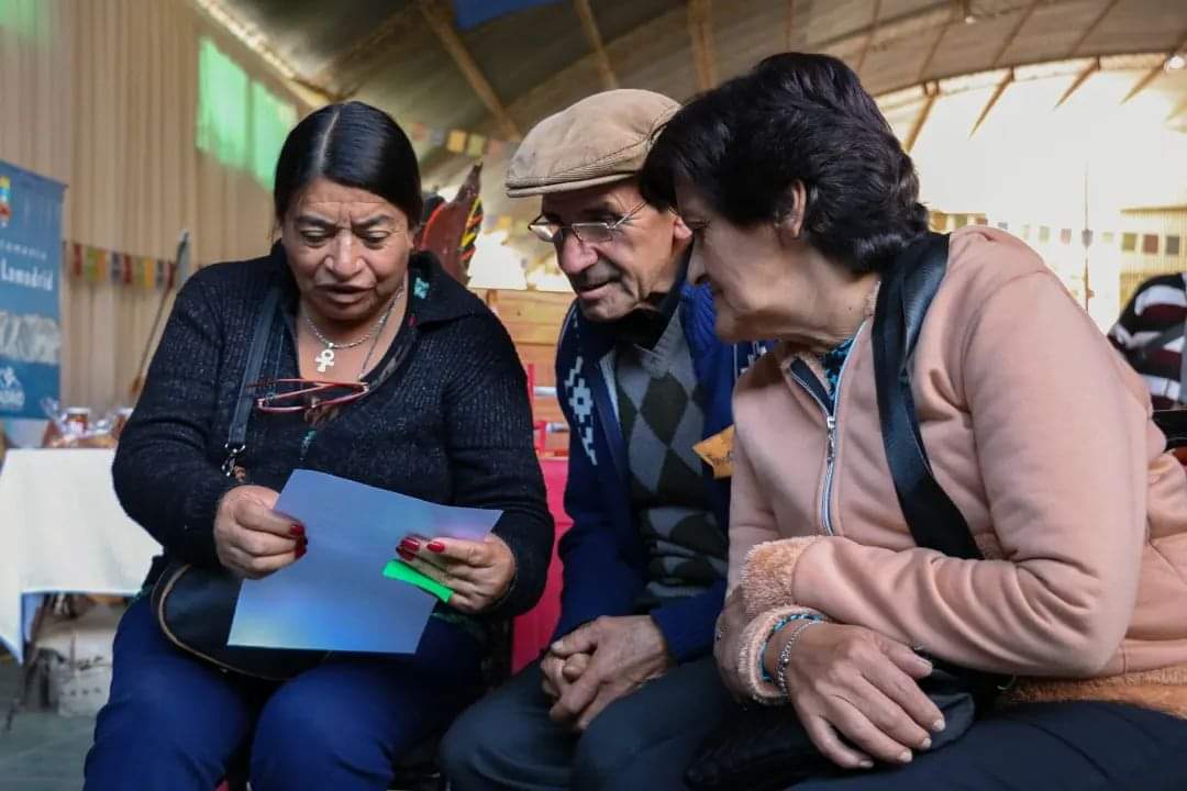 LuisFedericoM's tweet photo. 🗣 Nuestro Departamento Juan Facundo Quiroga fue sede de este encuentro artesanal que reunió a hacedores y hacedoras de toda la provincia, quienes fueron los protagonistas tras compartir diálogos y experiencias sobre este oficio creativo y cultural. https://t.co/YscCJS9L39