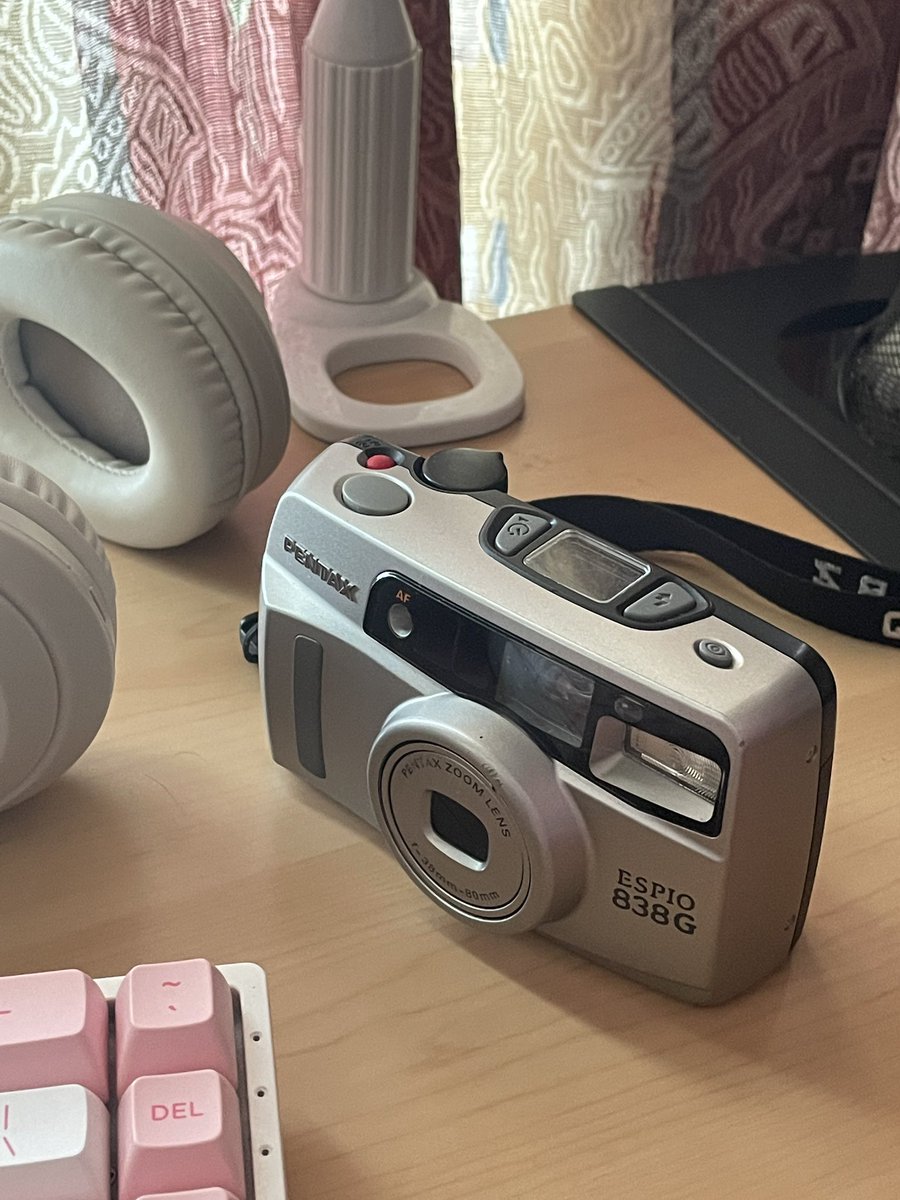 bluestiIIs's tweet photo. wts lfb film camera ph 

pentax espio 838g - ₱500
- needs to be checked &amp; for repair >< (h1 h2 error)
- body condi 7/10 comes w/ battery 
- actual sample pics included
- strictly no return &amp; refund
- no time to have it checked, so selling nalang

loc: manila
mop: gcash bdo bpi https://t.co/5WSiqxkngZ