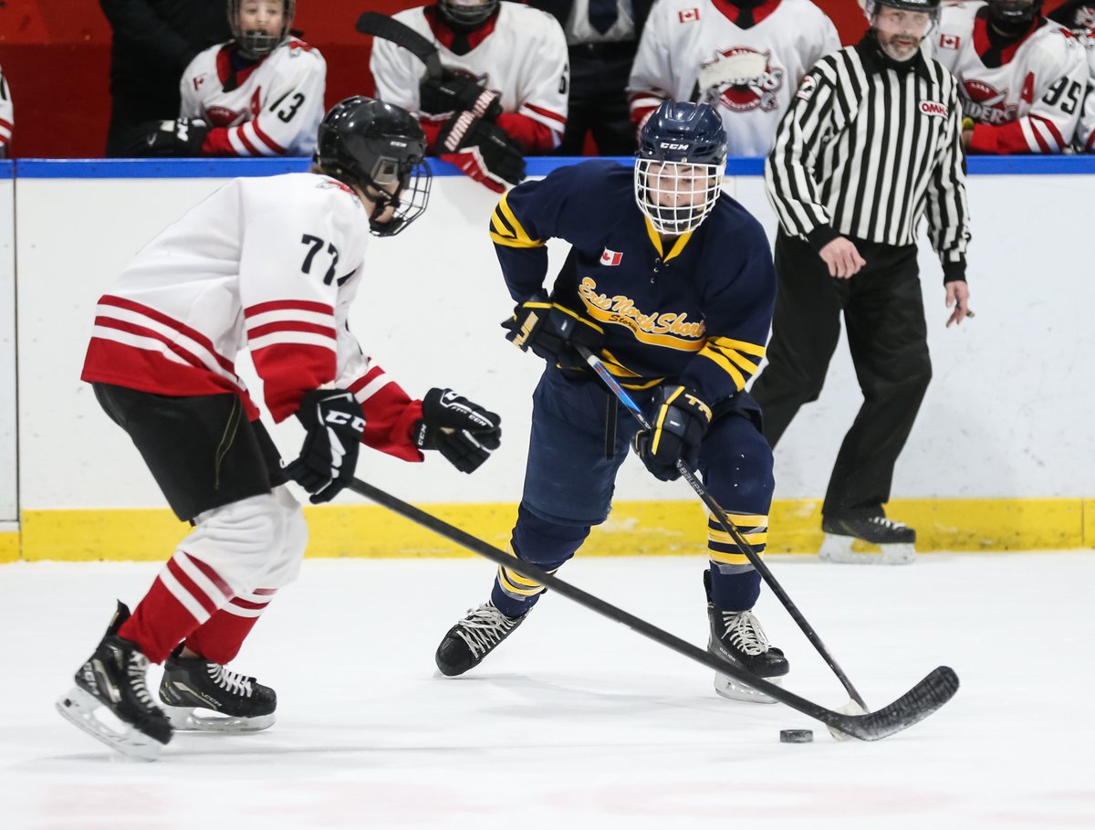 HometownHockey's tweet photo. Teams are giving it their all in Semi Finals at the #OMHA Championships presented by @GetCracking! Some of these players could be winning #RedHats later today!

Follow all of the action: https://t.co/reE47pvDpS https://t.co/RZm9h7pulR