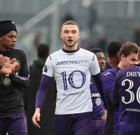 Yari is still part of the team! What a nice gesture from Zeno! 💜🤍

#RSCA