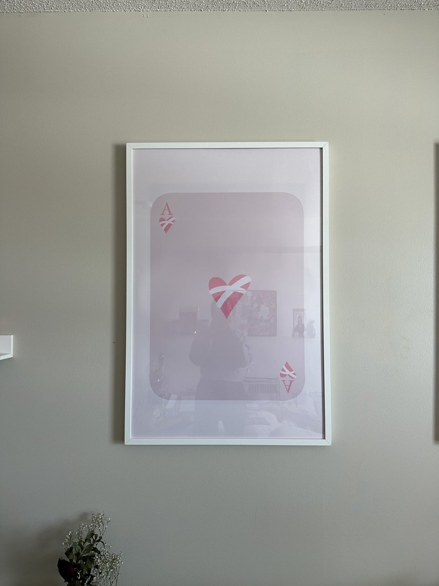 daydreamerlex's tweet photo. made some new @Adele wall decor inspired the trending deck of cards posters all over pinterest ❤️‍🩹 @AdeleAccess https://t.co/IbkTjY0RYZ
