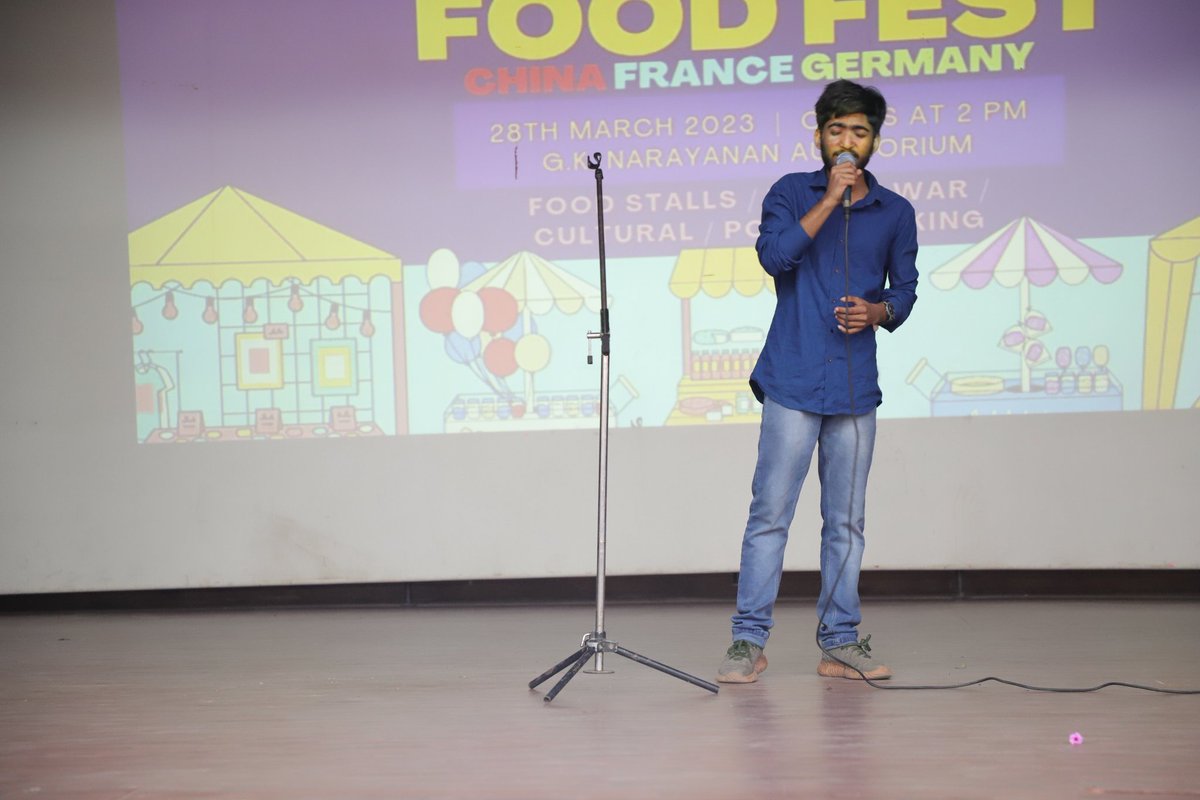 RajChau98057639's tweet photo. Thank you Dipsar College ❤️
Maha Food Fest ❤️ Event at Dipsar college
Singer - Raj Chauhan 🎤❤️
#G20 #Singer #event #Dipsar #college #events https://t.co/FLXLPlcuFl