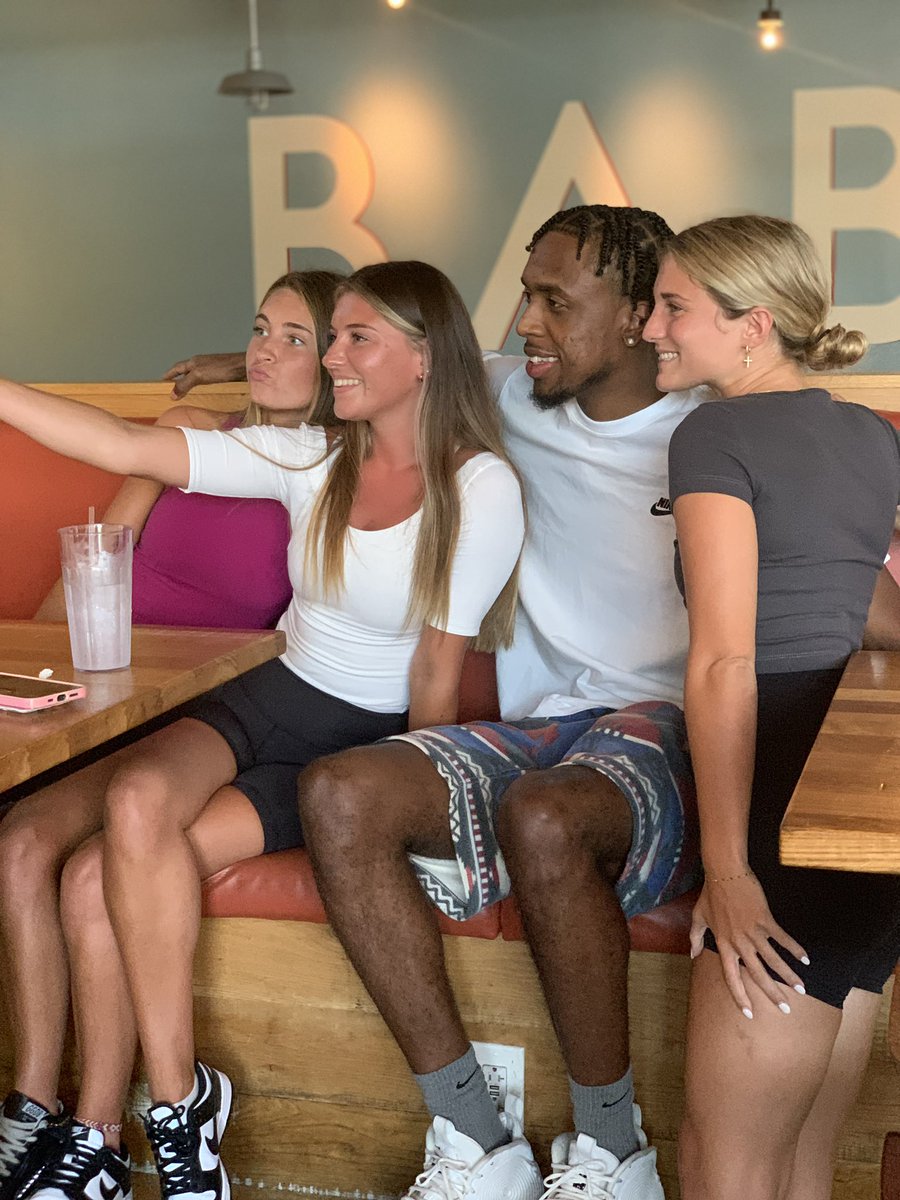 MbkDmann's tweet image. I thank everyone that supported us Tigers throughout the year the fan love was unmatched that makes us forever family hope to see you guys soon at @eatbabalu   #goodeats #greatvibes