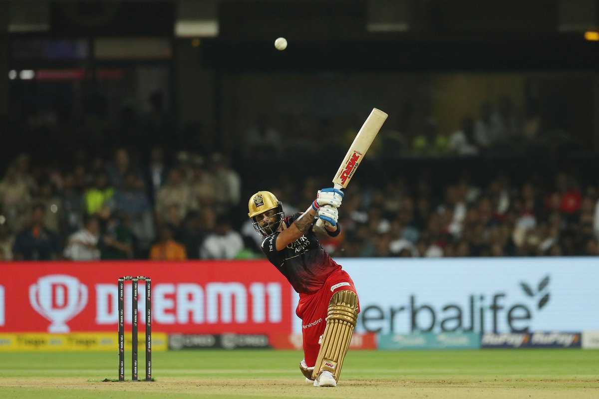 BlrCityPolice's tweet photo. We need more of these drives tonight.
But only STRAIGHT DRIVES on the road tonight.

DO NOT DRINK AND DRIVE or you'll be the next wicket 🤦🏻 https://t.co/G0J8B1a4Dw