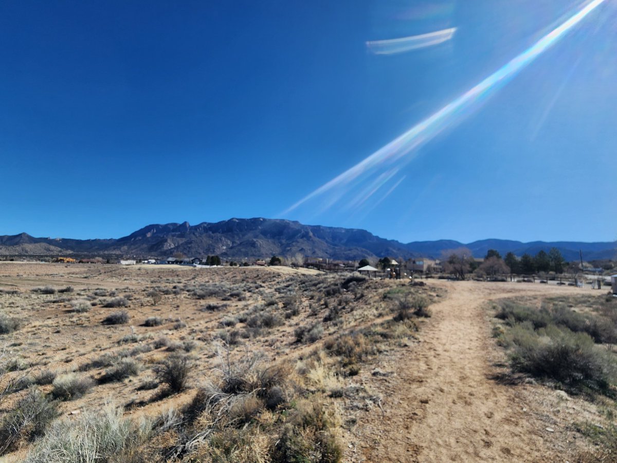 Sunday run day with a view!  @chris_zone4 @taft_principal <a href="/apswellness/">APS Employee Wellness</a> <a href="/mustngprincipal/">Michele Torres</a> <a href="/cicelyryan9/">Cicely Ryan</a> <a href="/ad_weems/">Brian Weems</a> @alamosabobcats <a href="/crdblue84/">Cory Donley</a> <a href="/coachsdavy/">Stephanie Davy</a>
<a href="/hannahmainolfa/">Hannah Mainolfa</a> @lchs_keilbarth <a href="/deesprincipal/">Double Eagle</a> <a href="/angadcox/">Angie</a> <a href="/swim100/">elayne brucker</a> <a href="/mrs_pattersonnm/">Mrs_Patterson</a> <a href="/mrsotero505/">mrsotero505</a> <a href="/LRESchool/">Principal</a> <a href="/CicelyRyan9/">Cicely Ryan</a>