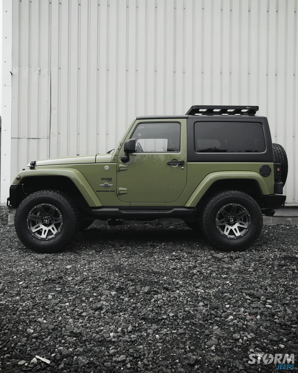 Storm Jeeps tweet media