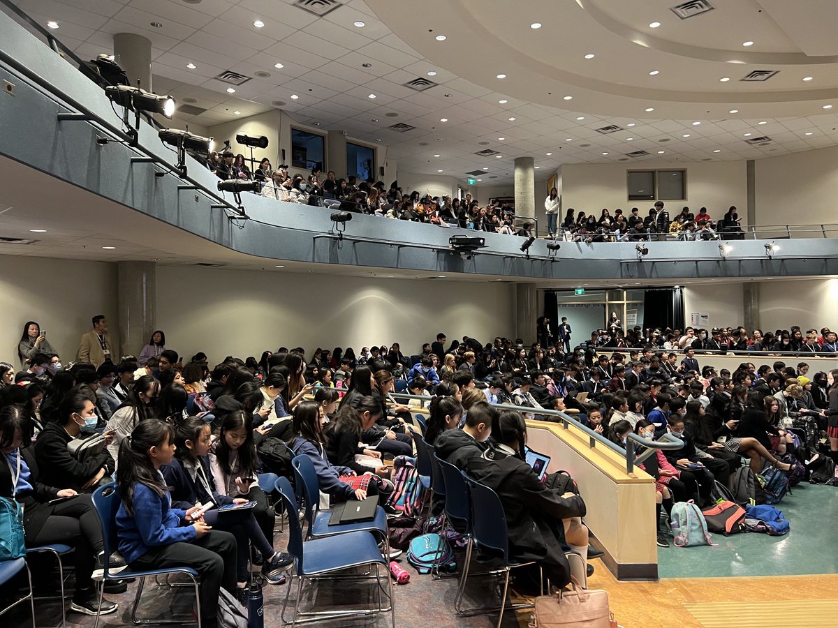 John Wray tweet media