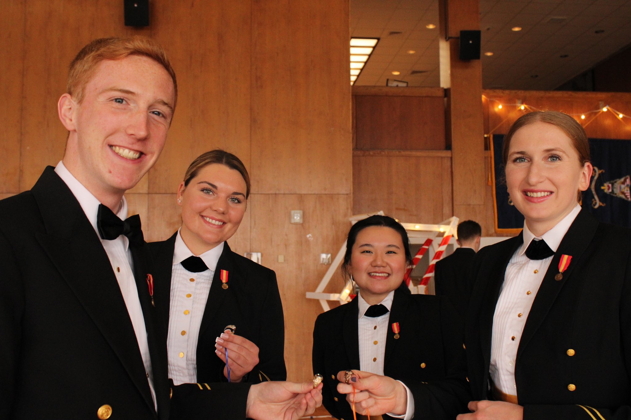 Coast guard academy ring deals