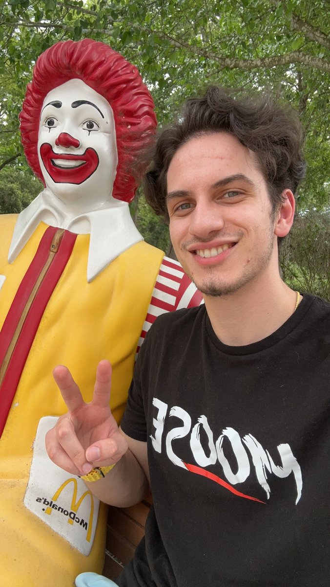 When Donald pulls up