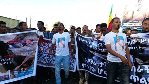 Today's #በቃን anti-Abiy regime #AmharaProtests denounced state-sanctioned #AmharaGenocide in Oromia Region, blockade of Amharas from entering Addis Ababa, called for Brig. Gen. Tefera Mamo to be allowed to seek medical treatment abroad and the release of Fano freedom fighters.