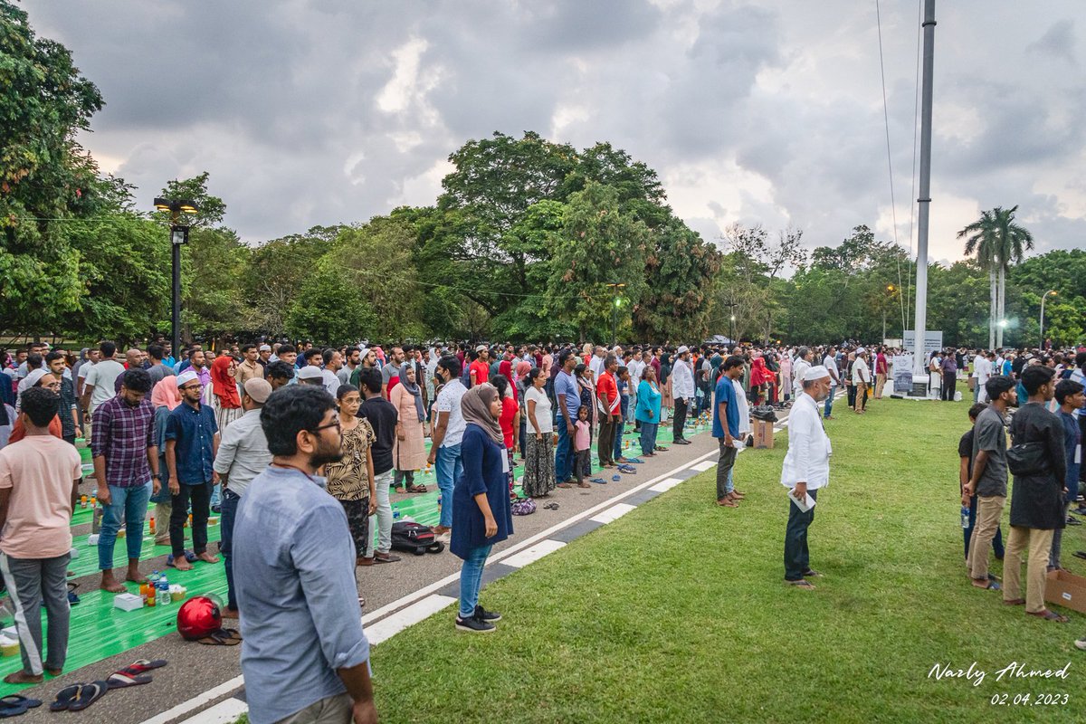 nazly's tweet photo. Kudos to the organizers for making it happen at this scale. 👏
#Ramadan #BreakfastAtSunset #lka 🇱🇰 https://t.co/COaRAA880k