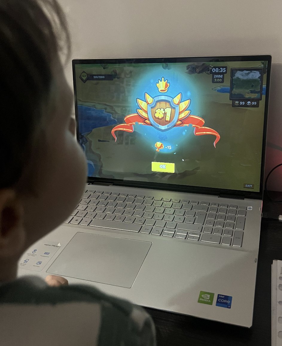 Hoot hoot! 

Salutations, fellow beings of the night! 
It is my utmost delight to declare that the #OG #NFT hodlers  have commenced testing the #MVP demo game! 

Wonderland Owls results are stupendous, and the experience is a hoot!

Grab your owl: frameit.gg/marketplace/WL…

And