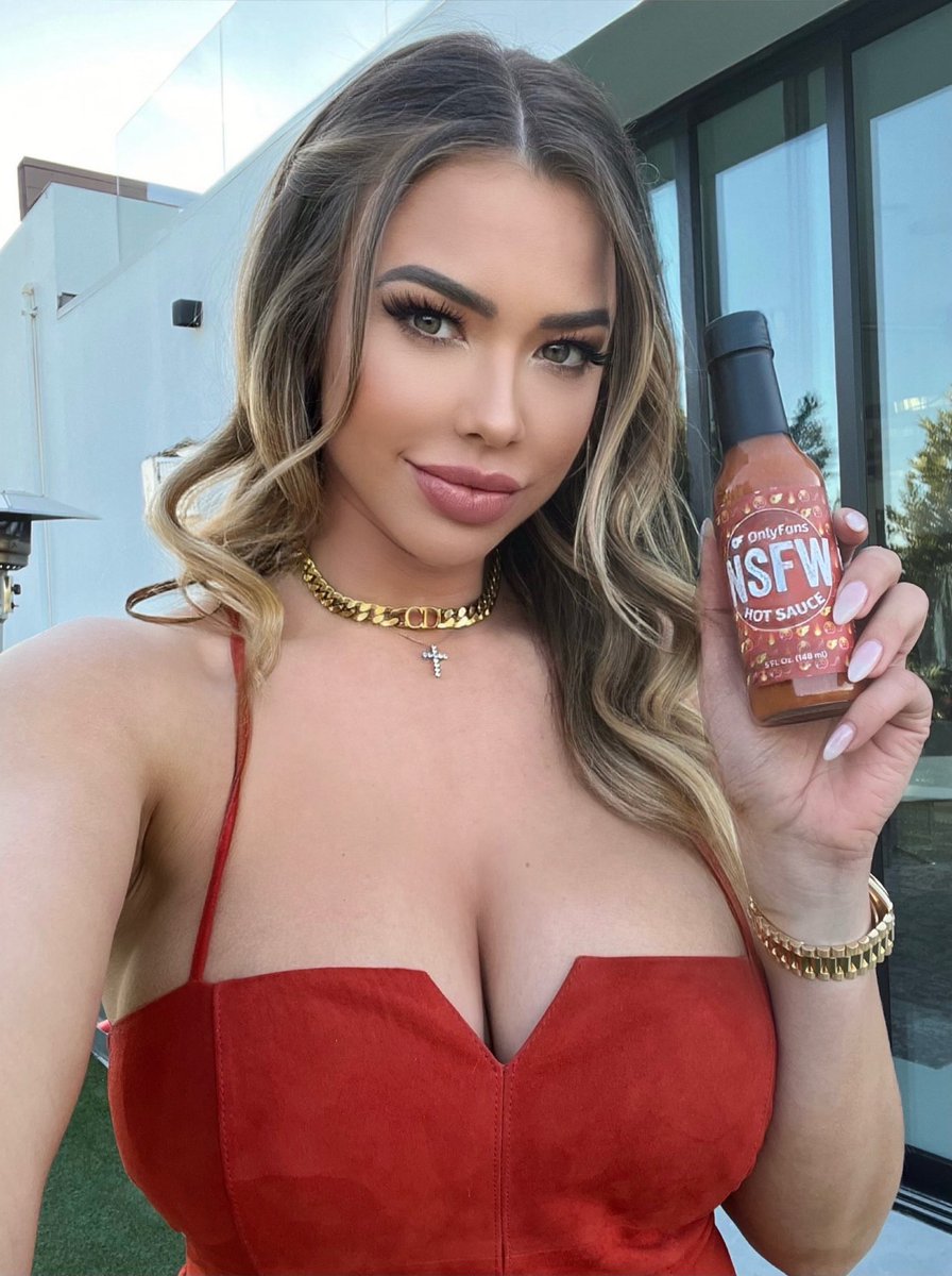 OnlyFans tweet media