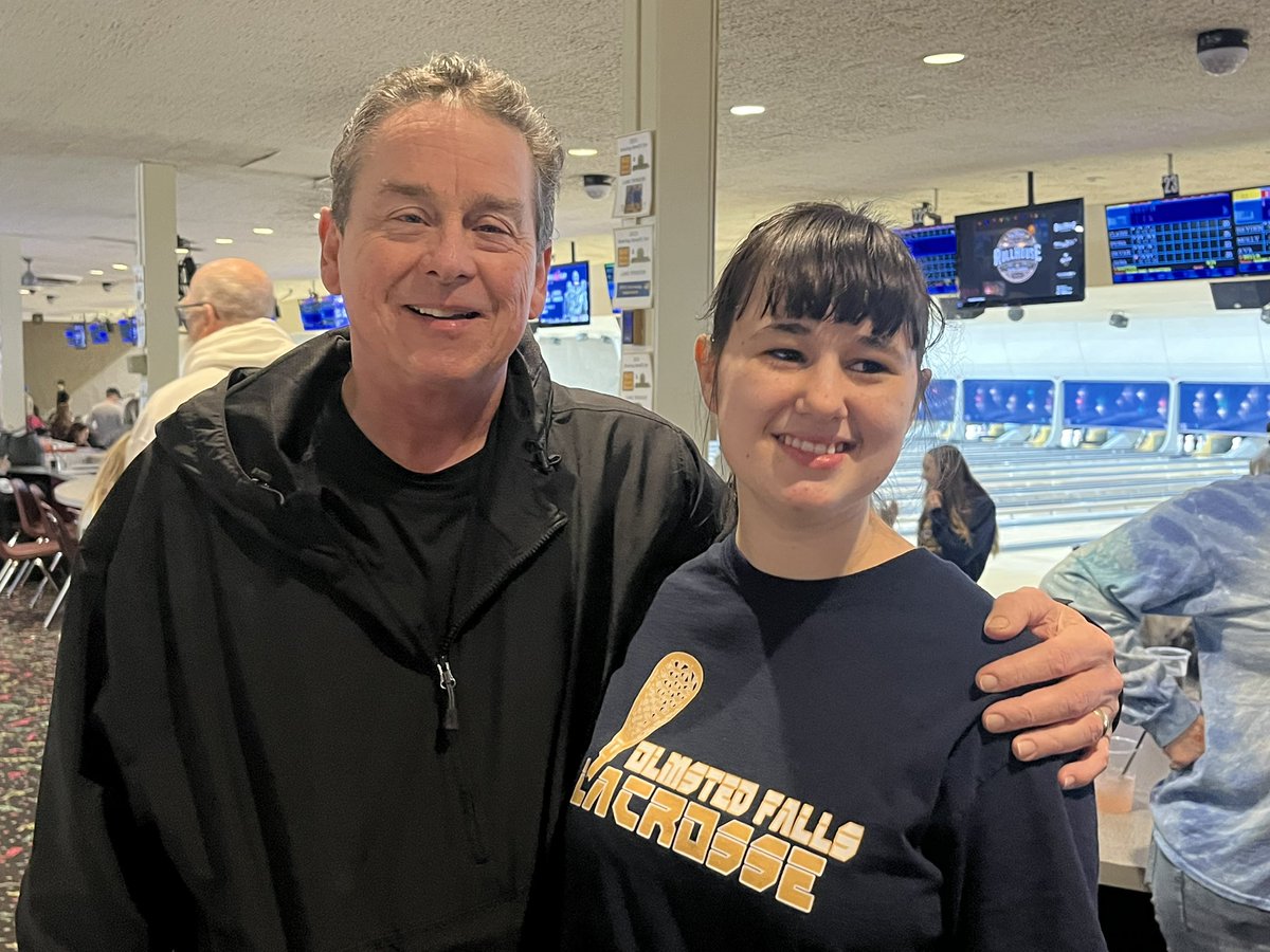 goss_shan's tweet image. @OFHelpingHands annual bowling event💙💛