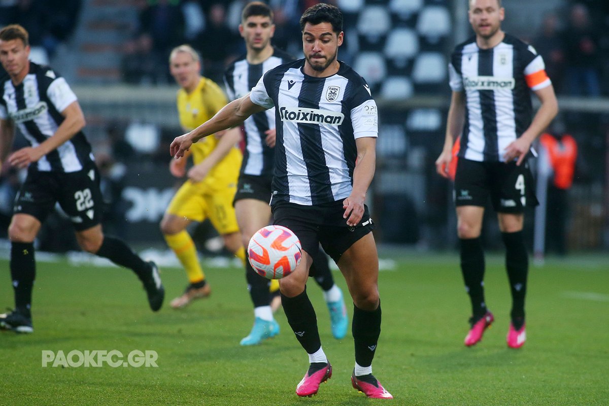 PAOK_FC's tweet image. 📸#Photos #Rafa #Ingason in action! #PAOKAEK #slgr #StoiximanSuperLeague #PlayOffs #stoiximan