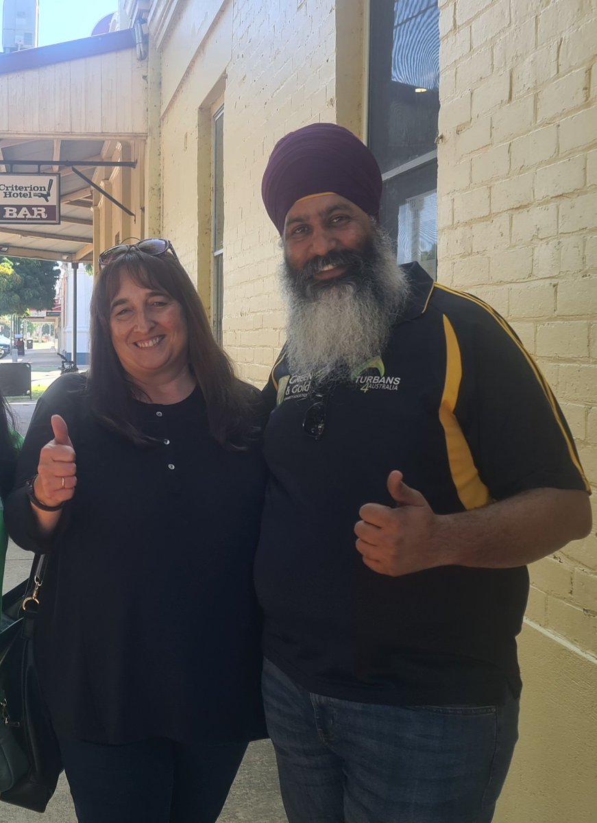 BEEFitUPAust's tweet image. Happy Monday 🙏
The #winfuel raffle has sold out &amp;amp; drawn today. @WoundedHeroesAu raffle is under way at ahfraffles.org &amp;amp; @turbans4aus helped put some smiles on some faces in Rochester @AussieCH64 
@TonesTruckin 
@chrissmithonair 
@macsween_prue 
@3AW693
Check FB for info